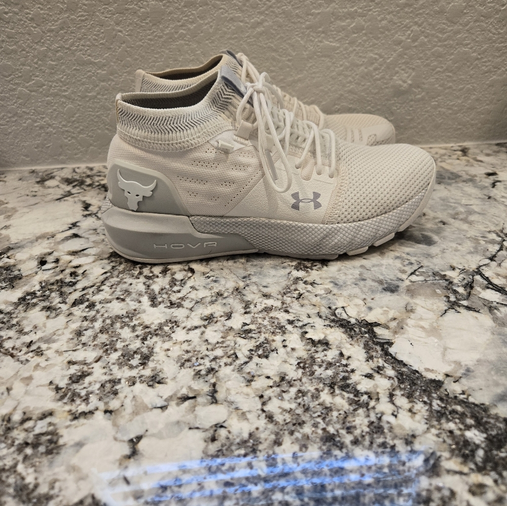 Under Armour tennis shoes